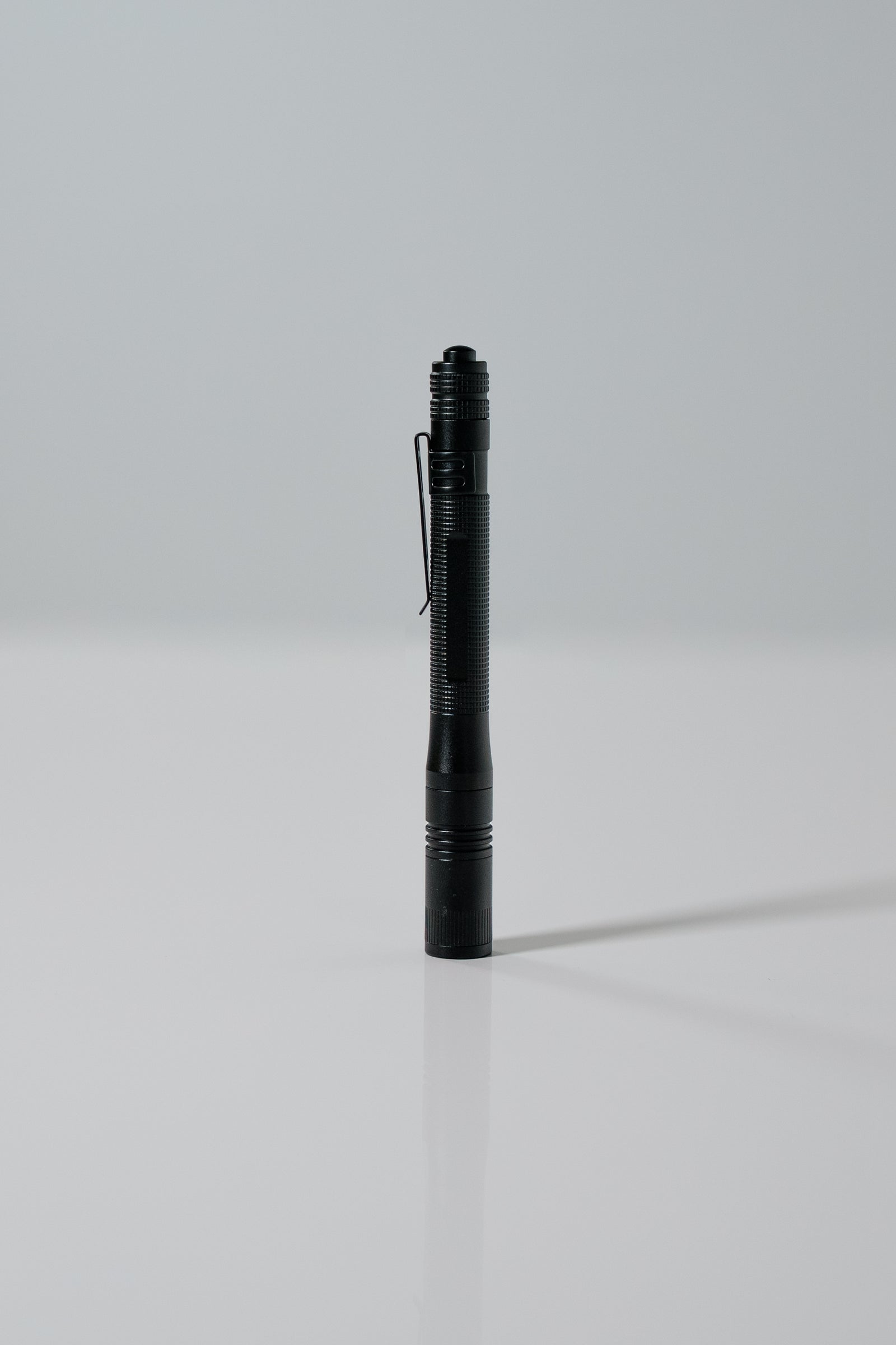 Swirl Finder Pen Light